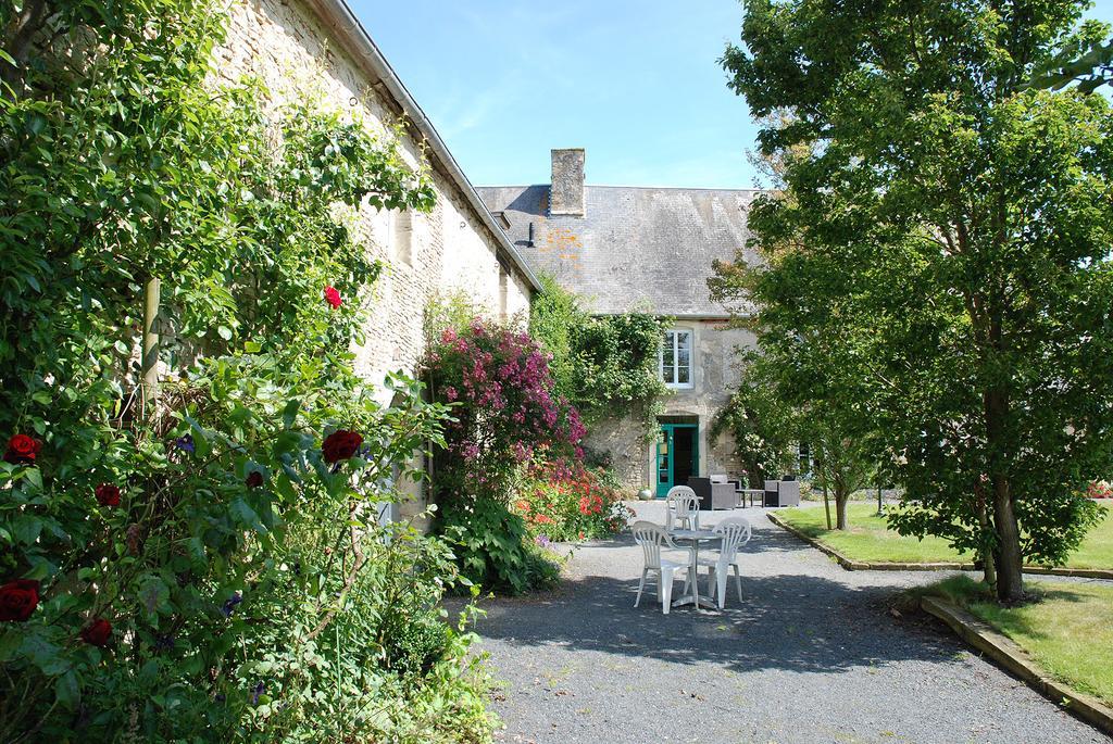 Chambres D'Hotes Les Pieris Grandcamp-Maisy Eksteriør bilde